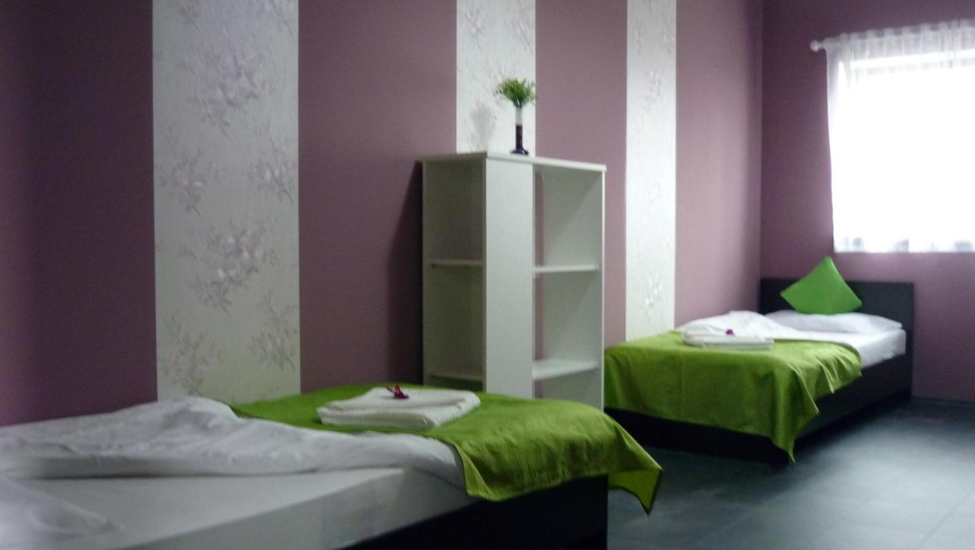 Lux 3*