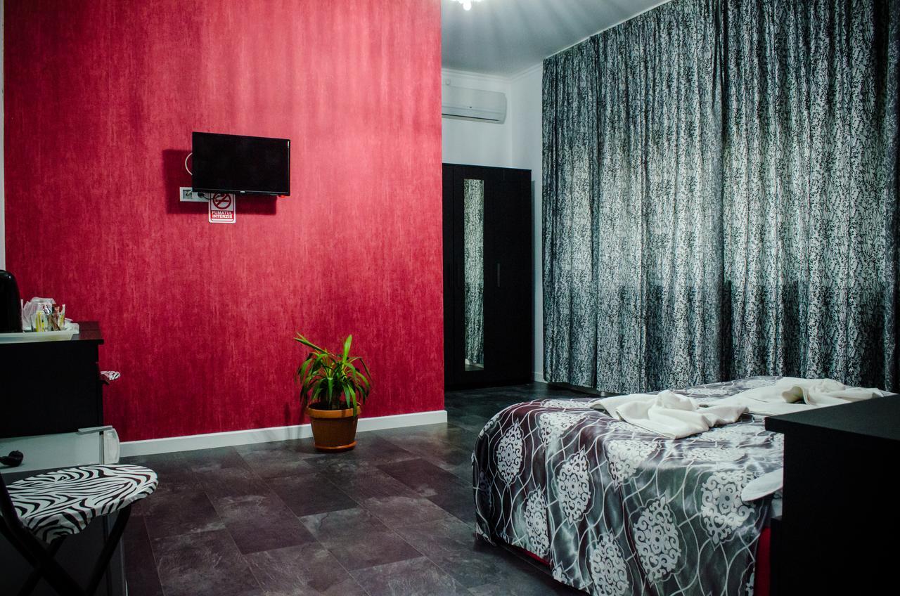 Lux Guest house 3*