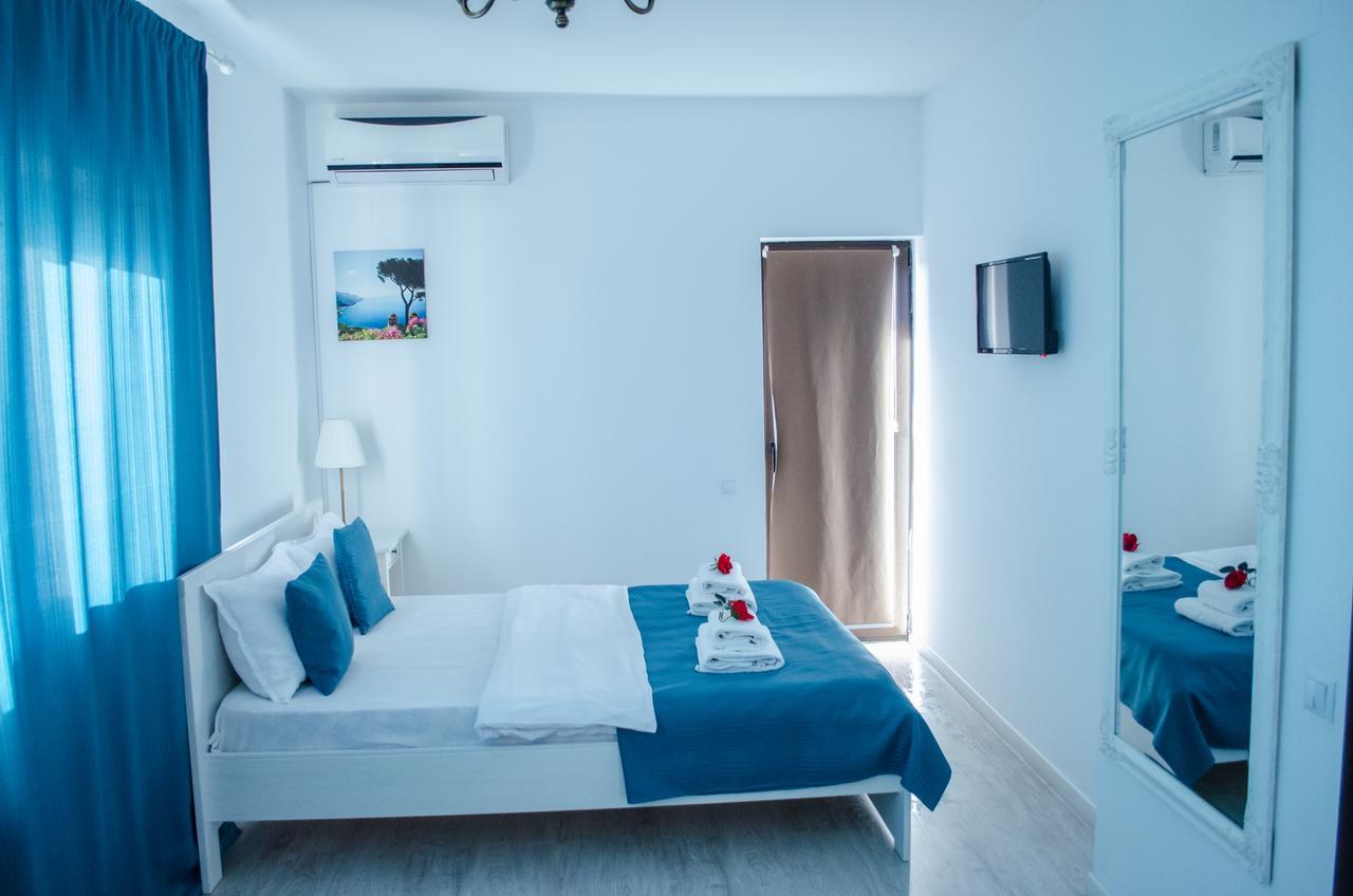Lux Guest house 3*