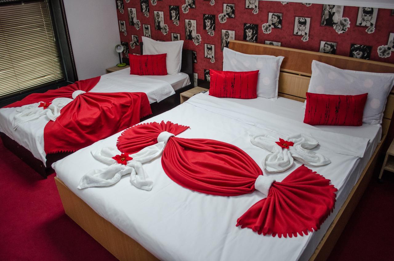 Lux Guest house